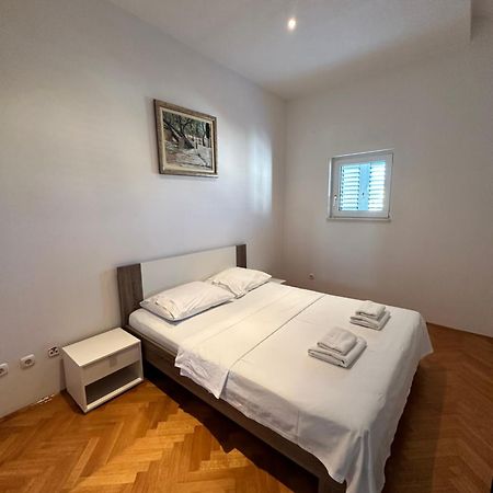 Apartments Villa Ohana Kaštela Eksteriør billede