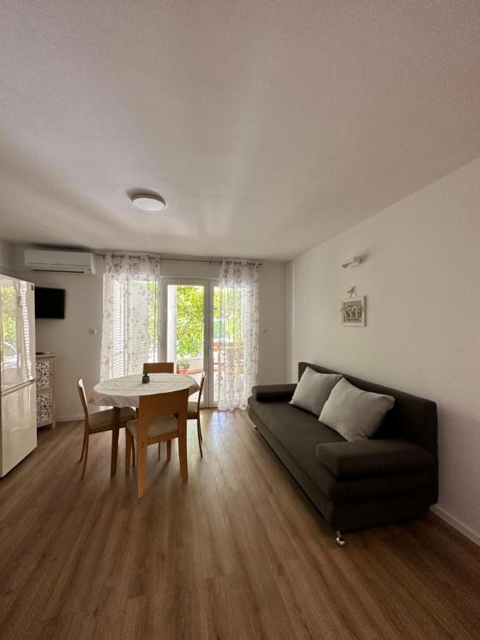 Apartments Villa Ohana Kaštela Eksteriør billede
