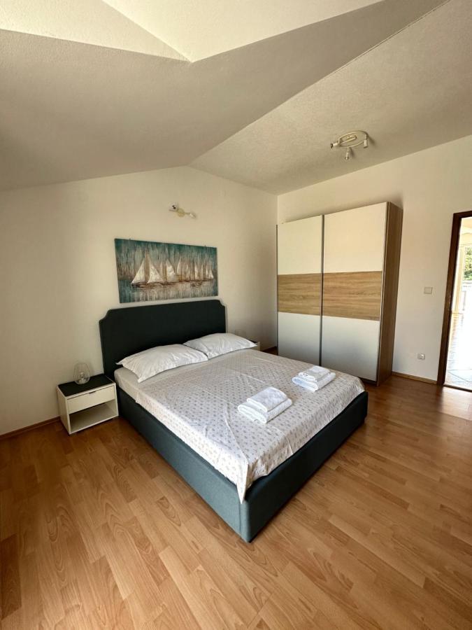 Apartments Villa Ohana Kaštela Eksteriør billede